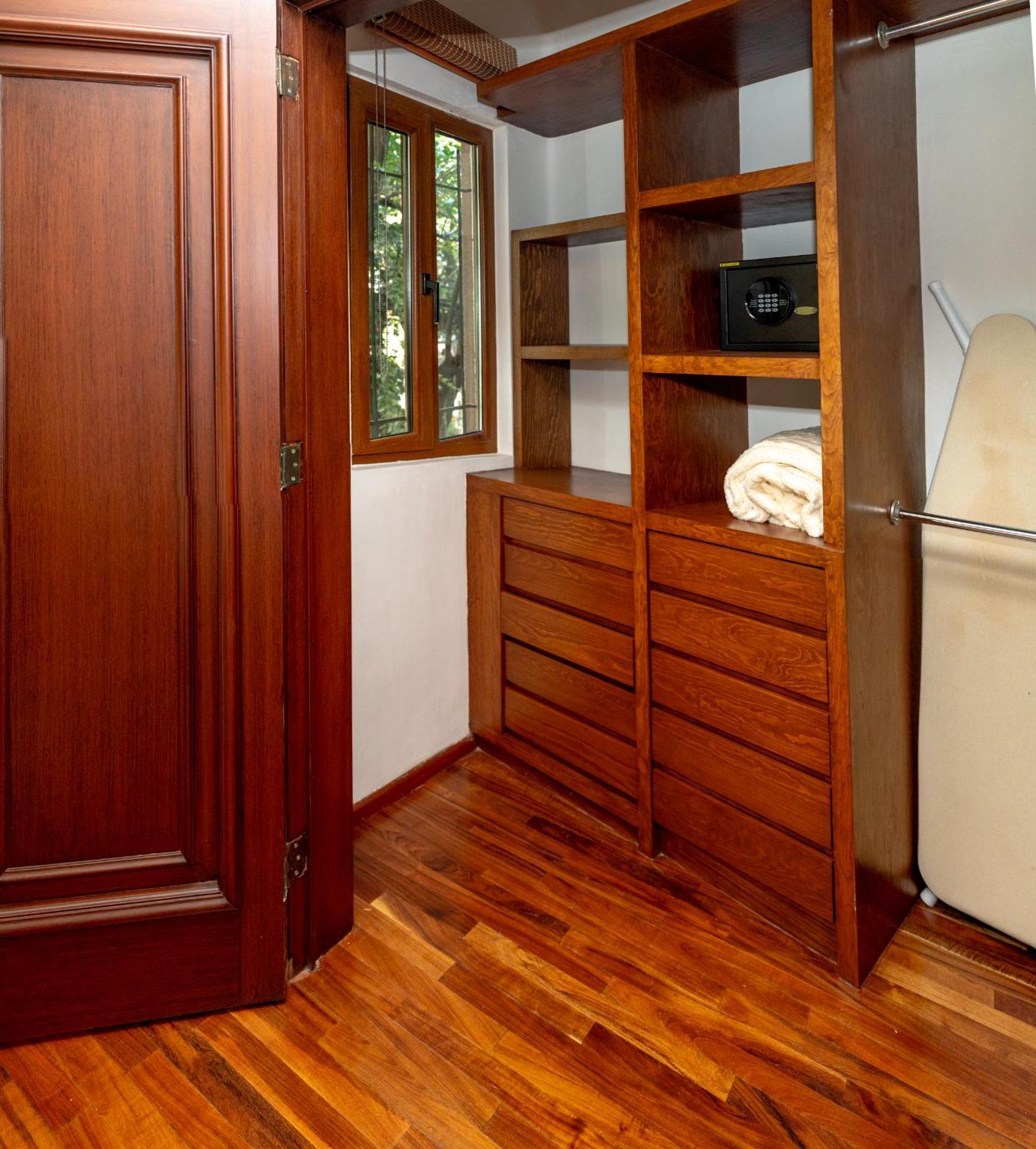 Nokal Exclusive Guest house